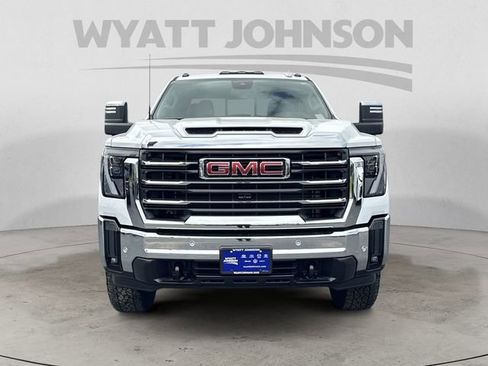 Used 2025 GMC Sierra 2500 SLT image 8