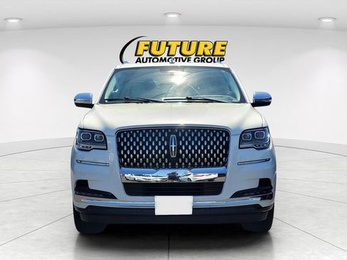 Used 2022 Lincoln Navigator L Black Label AWD/4WD image 2
