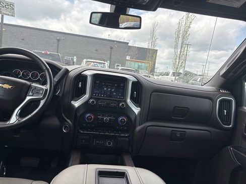 Used 2019 Chevrolet Silverado 1500 LTZ w/ LTZ Plus Package AWD/4WD image 27