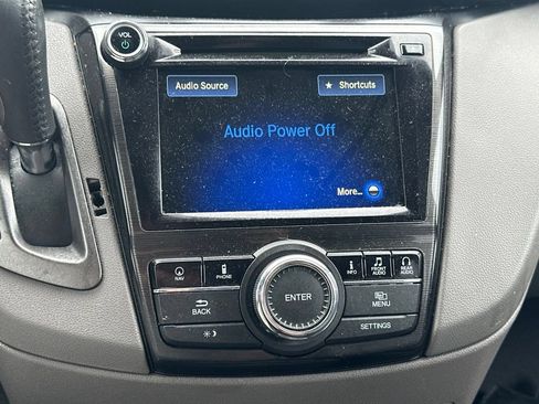 Used 2016 Honda Odyssey Touring Elite image 27