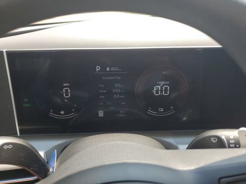 Used 2026 Hyundai Tucson Blue SE w/ Tow & Go Package AWD/4WD image 27