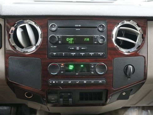 Used 2008 Ford F350 Lariat image 17