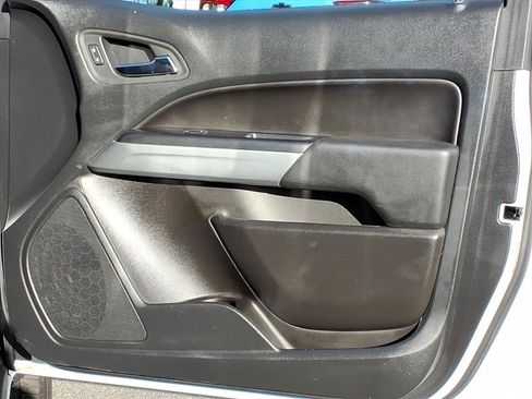 Used 2022 Chevrolet Colorado LT image 10