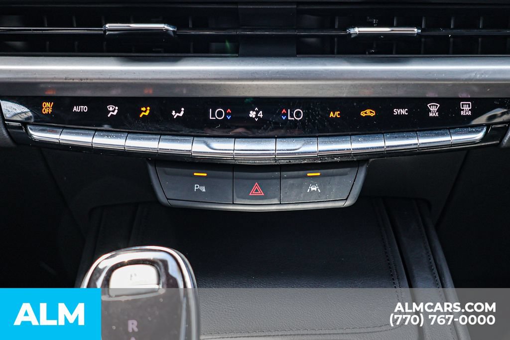 Used 2024 Cadillac XT4 Premium Luxury FWD image 39