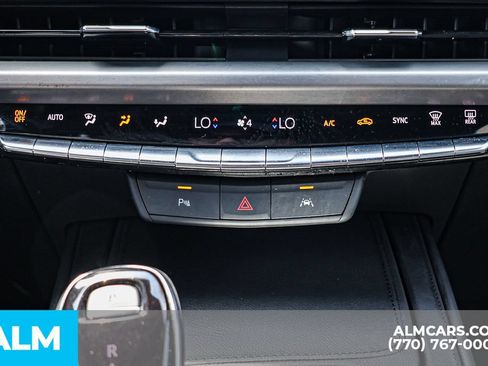 Used 2024 Cadillac XT4 Premium Luxury FWD image 39