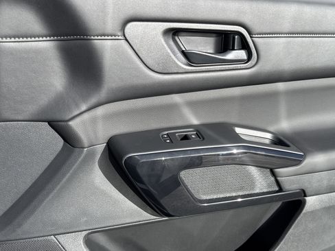 New 2026 Nissan Pathfinder SV AWD/4WD image 19