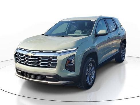 Certified 2026 Chevrolet Equinox LT w/ Convenience Package II FWD image 2