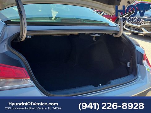 Certified 2024 Hyundai Elantra SEL FWD image 17
