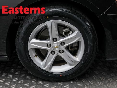 Used 2024 Chevrolet Malibu LT image 31