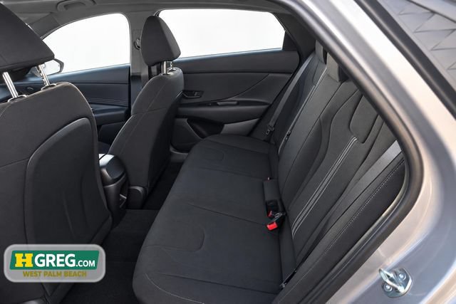 Used 2026 Hyundai Elantra Sport FWD image 11