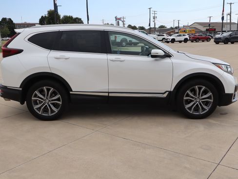 Used 2021 Honda CR-V Touring image 4