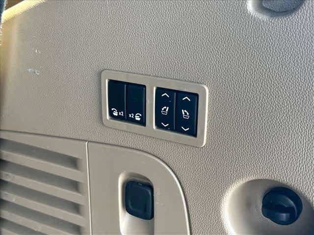 Used 2020 Cadillac Escalade Platinum RWD image 6