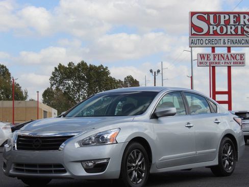 Used 2015 Nissan Altima 2.5 S w/ Special Edition Package image 6