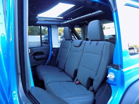 Certified 2025 Jeep Wrangler Sport S image 27