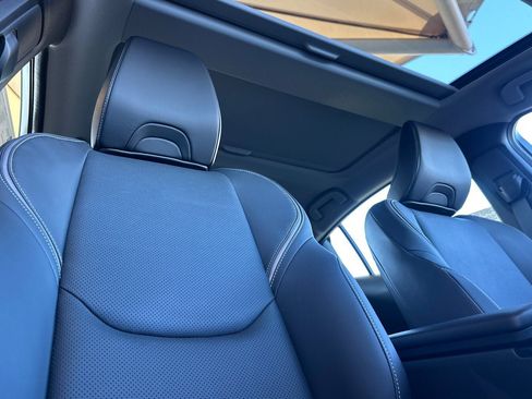 New 2026 Toyota Prius Limited image 19