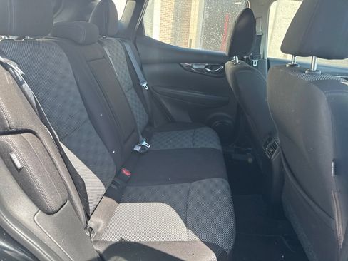 Used 2020 Nissan Rogue Sport SV AWD/4WD image 12