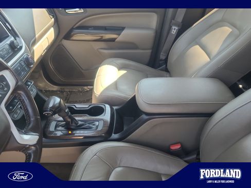 Used 2017 GMC Canyon SLT w/ Driver Alert Package AWD/4WD image 15