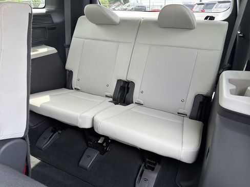 Used 2026 Hyundai Santa Fe SEL FWD image 18