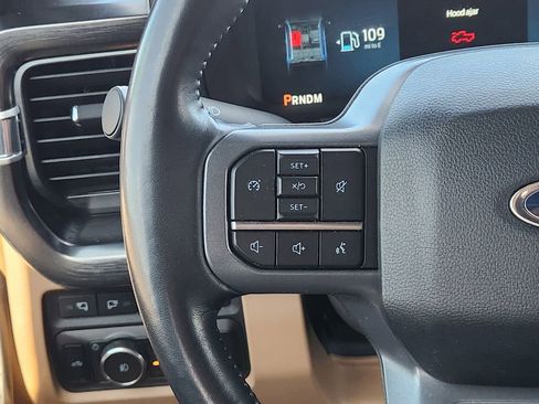 Certified 2024 Ford F250 Lariat w/ Chrome Package image 27