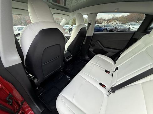 Used 2023 Tesla Model Y Long Range image 14