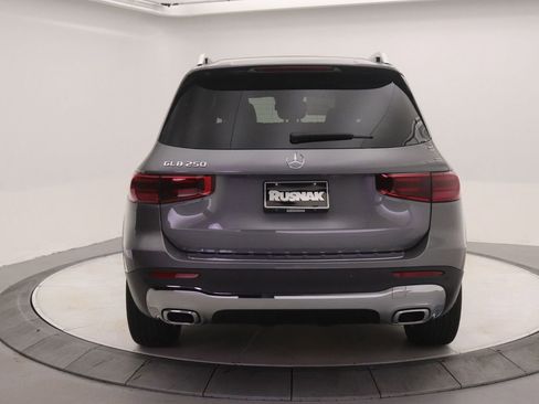 New 2026 Mercedes-Benz GLB 250 image 3
