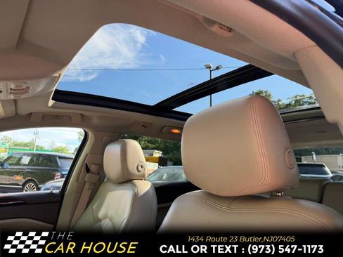 Used 2015 Cadillac SRX Luxury w/ Driver Awareness Package AWD/4WD image 12