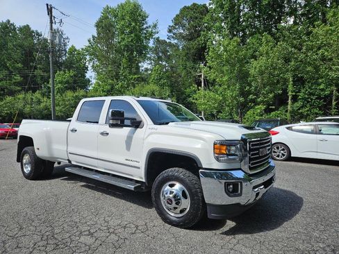 Used 2017 GMC Sierra 3500 SLT w/ Duramax Plus Package image 7