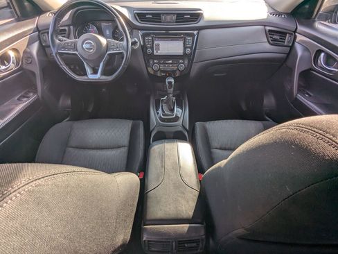 Used 2017 Nissan Rogue SV image 27