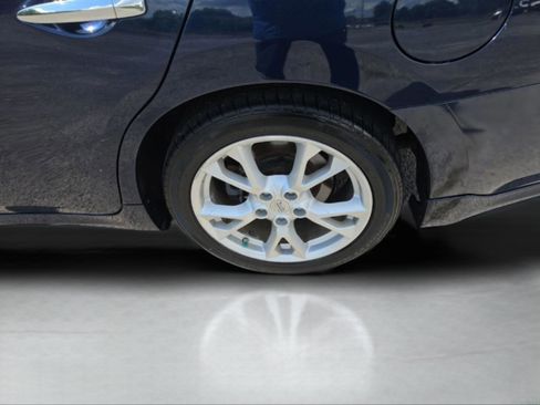 Used 2013 Nissan Maxima 3.5 SV w/ Premium Pkg FWD image 32