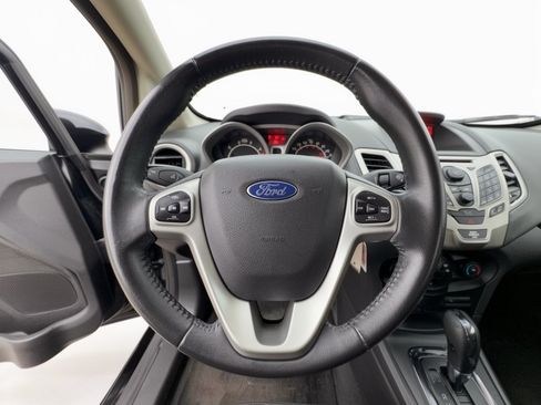 Used 2012 Ford Fiesta SES FWD image 10
