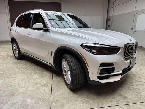 Used 2022 BMW X5 xDrive40i w/ Premium Package AWD/4WD image 8