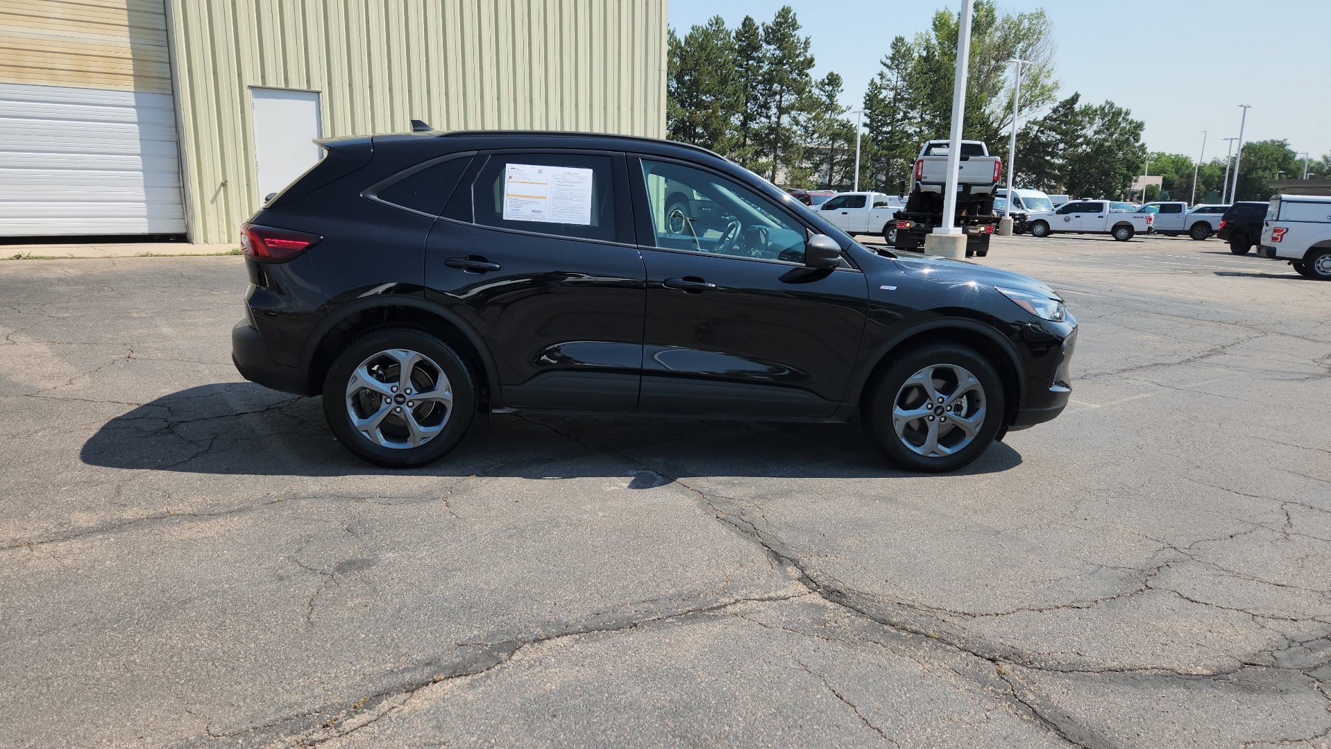 Used 2025 Ford Escape ST-Line AWD/4WD image 12