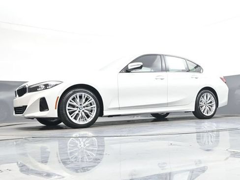 Used 2023 BMW 330i xDrive Sedan w/ Driving Assistance Package AWD/4WD image 40