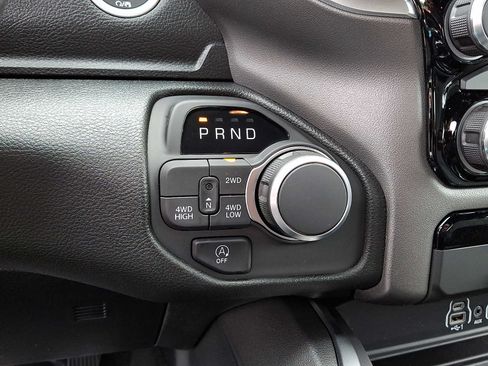 New 2026 RAM 1500 Express AWD/4WD image 10