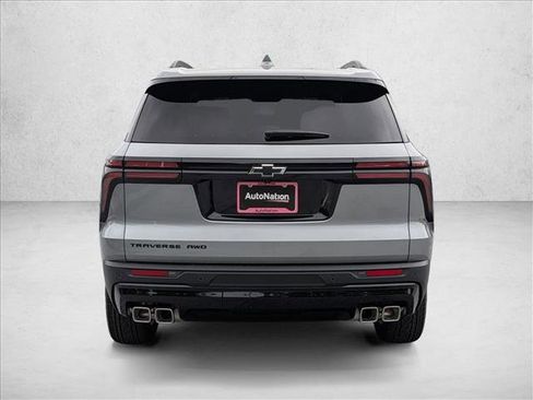 New 2026 Chevrolet Traverse LT w/ Midnight/Sport Edition AWD/4WD image 8