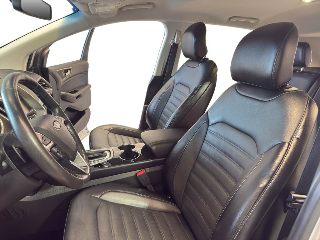 Used 2015 Ford Edge SEL w/ Equipment Group 201A AWD/4WD image 16