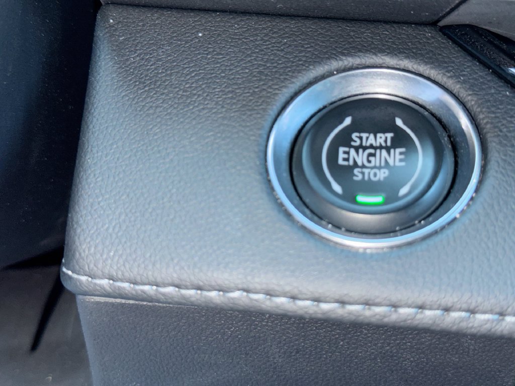 Used 2025 Buick Enclave Sport Touring FWD image 22