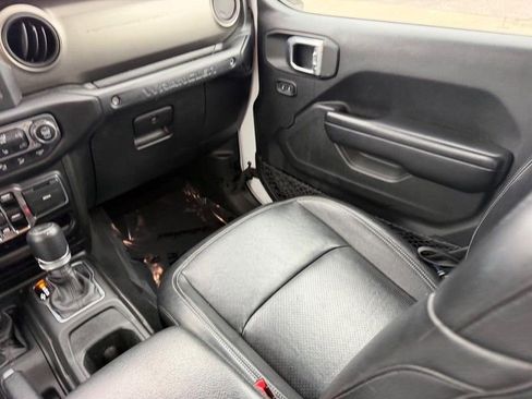 Used 2019 Jeep Wrangler Unlimited Sport S image 15