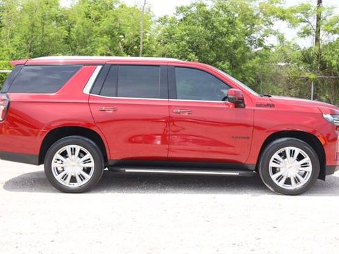 Certified 2024 Chevrolet Tahoe High Country AWD/4WD image 8