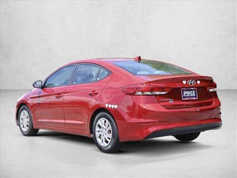Used 2017 Hyundai Elantra SE FWD image 7