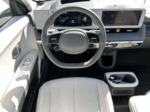 Certified 2024 Hyundai Ioniq 5 Limited AWD/4WD image 12
