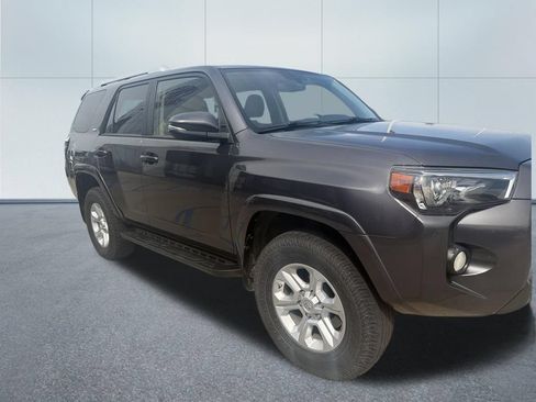Used 2018 Toyota 4Runner SR5 Premium w/ Wilderness Package AWD/4WD image 2