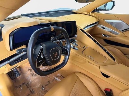 Used 2021 Chevrolet Corvette Stingray Premium Cpe w/ Z51 Performance Package RWD image 31