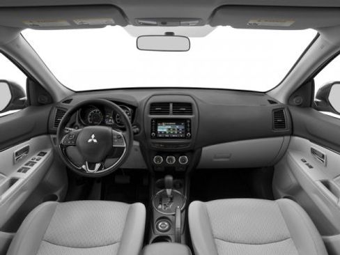 Used 2017 Mitsubishi Outlander Sport ES image 11