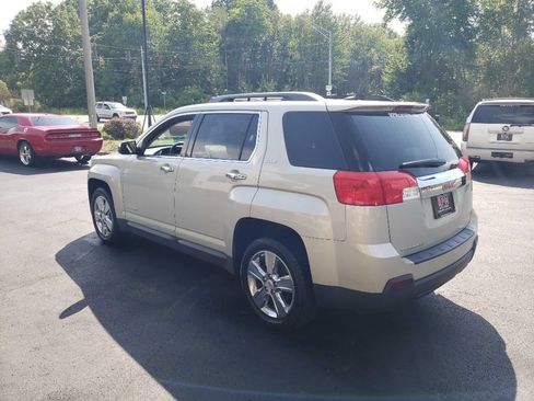Used 2014 GMC Terrain SLE w/ Chrome Package FWD image 8