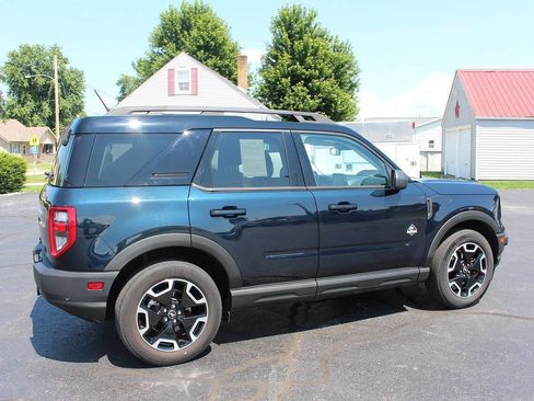 Used 2022 Ford Bronco Sport Outer Banks w/ Tech Package AWD/4WD image 2