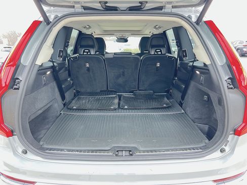 Used 2024 Volvo XC90 B5 Plus w/ Protection Package image 27