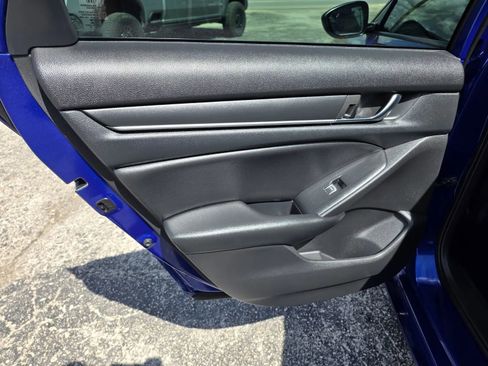 Used 2020 Honda Accord Sport image 12