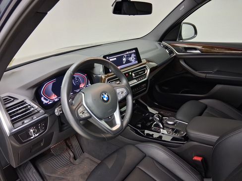 Used 2023 BMW X3 xDrive30i w/ Convenience Package AWD/4WD image 4