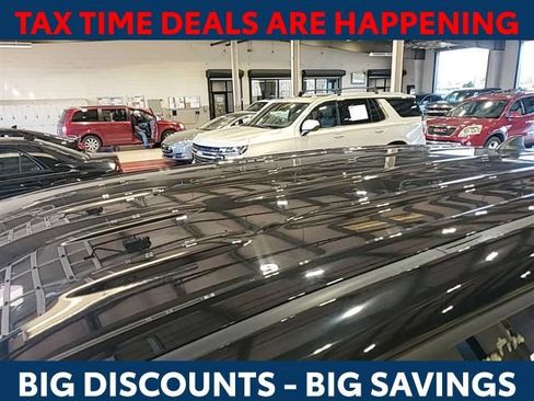 Used 2024 Toyota Highlander LE image 11